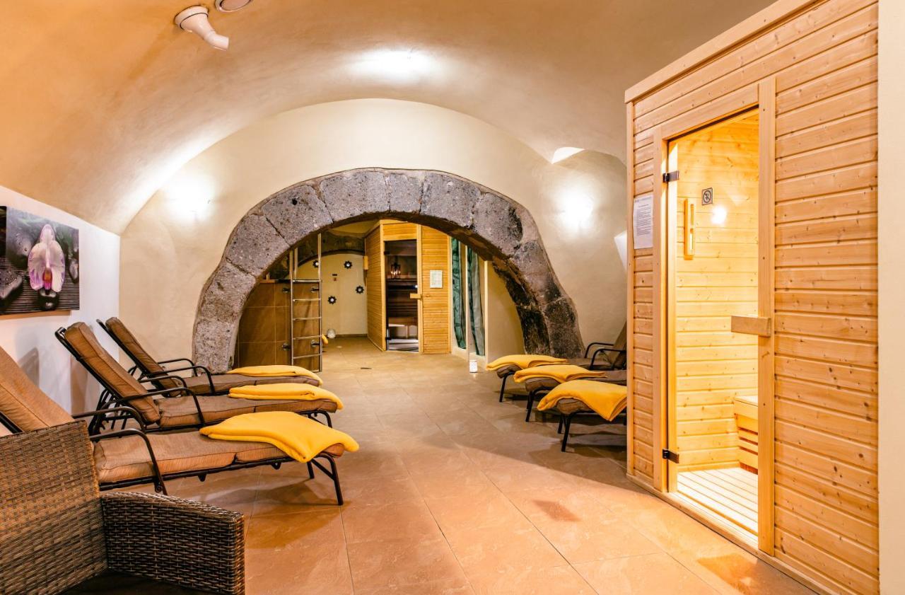 Hotel Grand Viglas Zvolen Extérieur photo